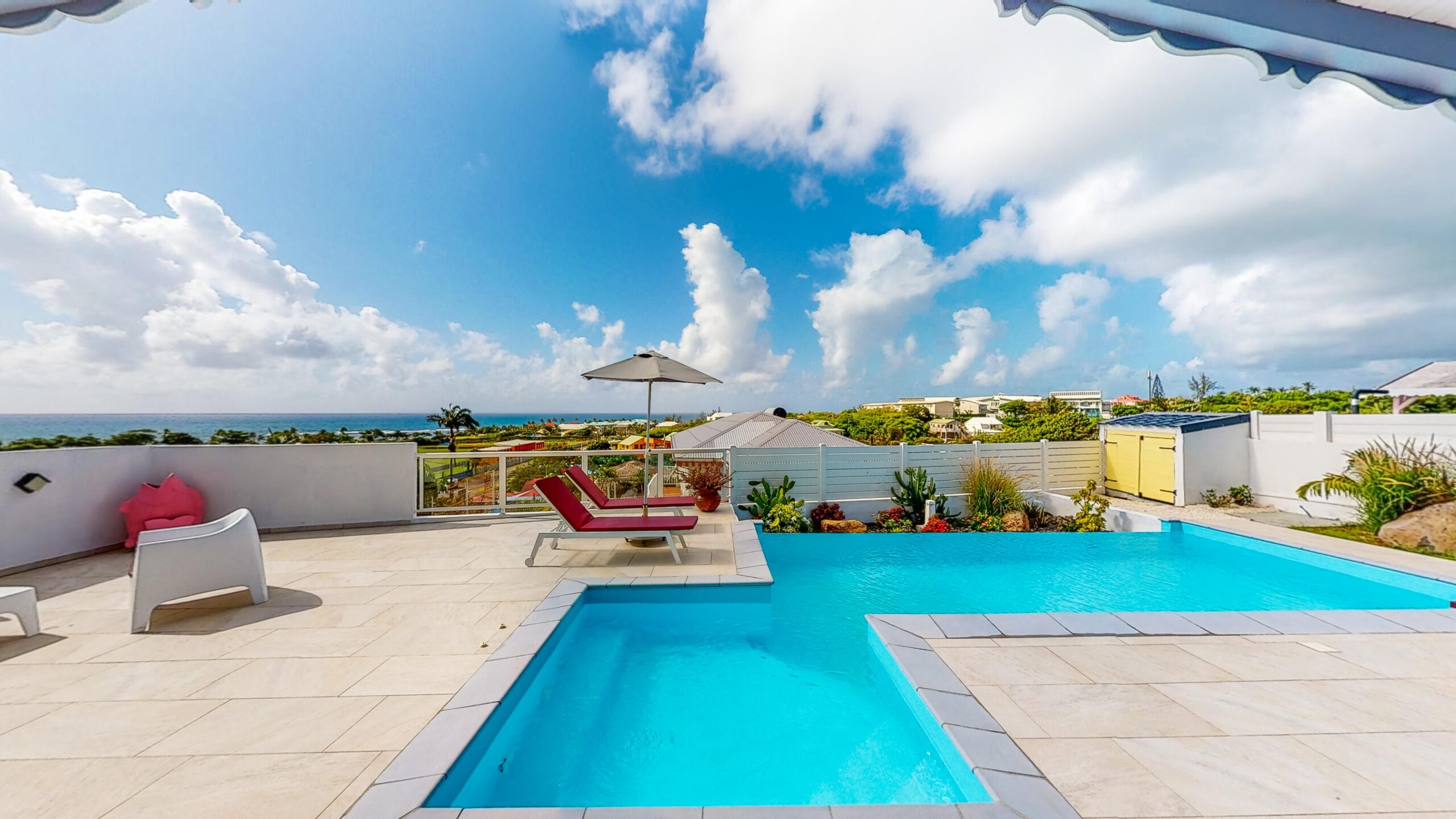 Vue de la terasse d'une villa de la Résidence Baie des Bambous